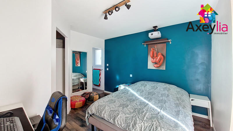 Maison - 101 m² - 5 pièces