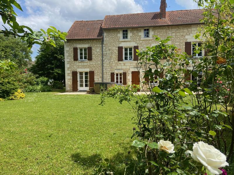 Maison en pierre - 170 m² - 7 pièces