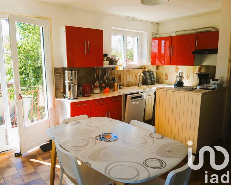 Maison - 168 m² - 8 pièces