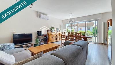 Maison - 140 m² - 5 pièces