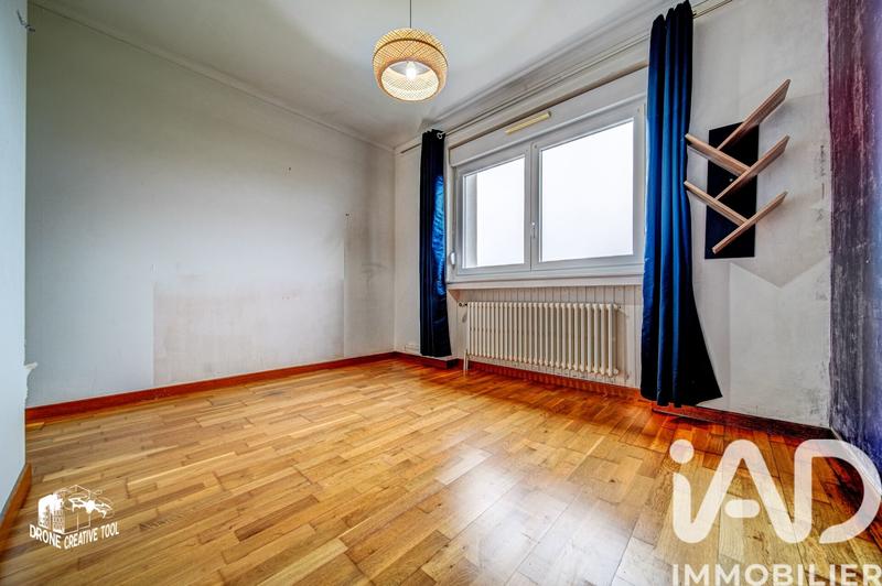 Maison - 97 m² - 5 pièces