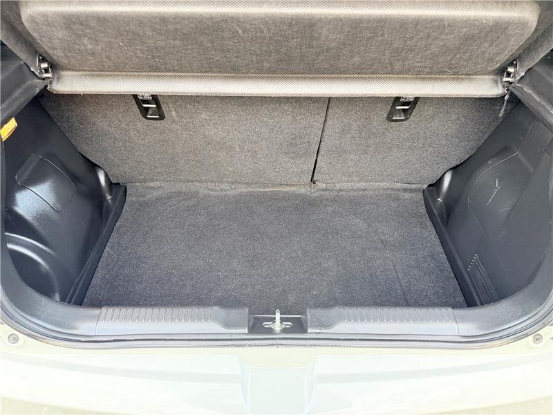 Suzuki Swift III 1.2 Dualjet Hybrid Privilège