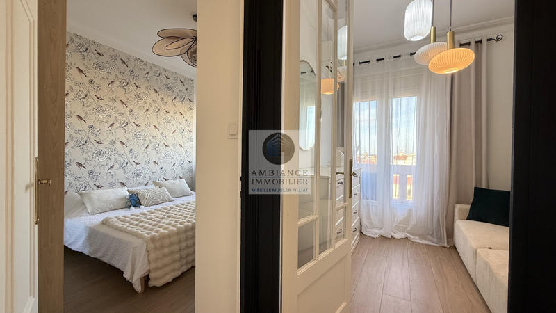 Appartement - 79 m² - 5 pièces