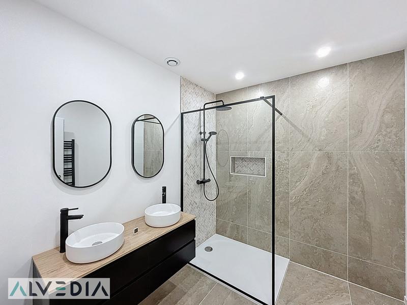 Maison - 104 m² - 3 pièces