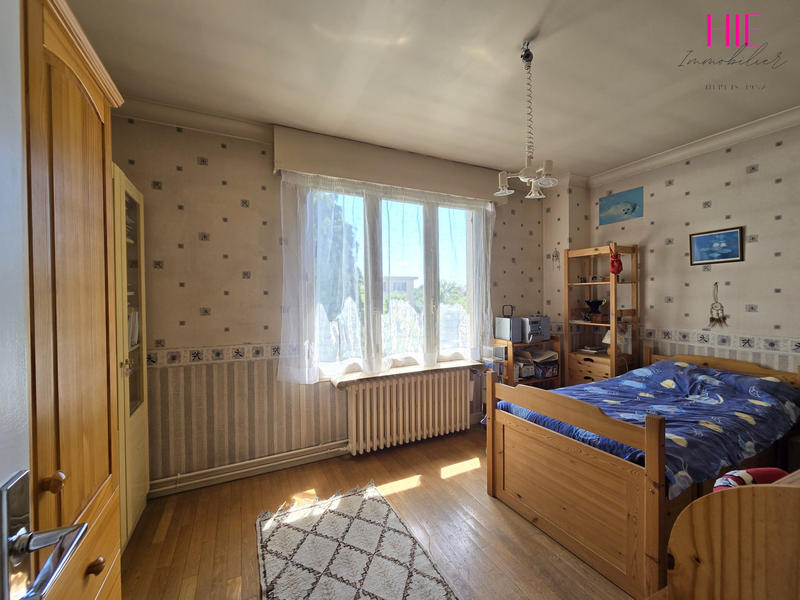 Maison traditionnelle - 103 m² - 5 pièces