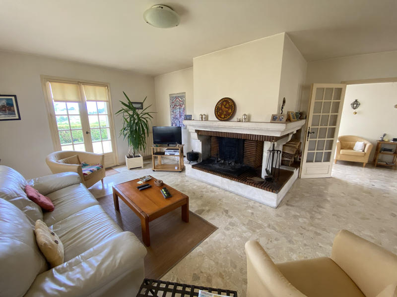 Villa - 161 m² - 6 pièces