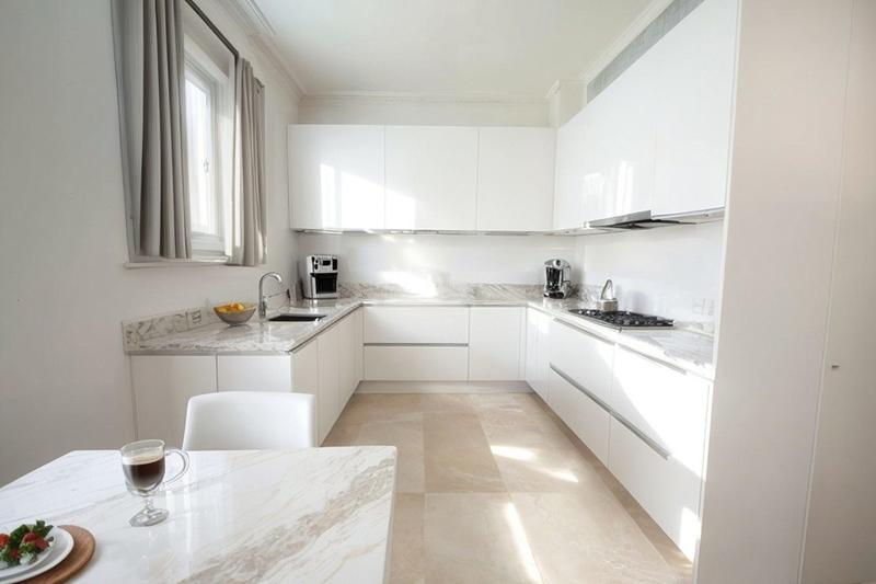 Appartement - 106 m² - 6 pièces