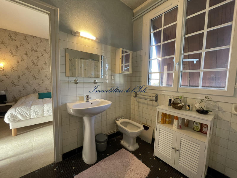 Maison - 140 m² - 8 pièces