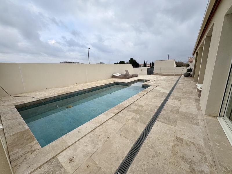 Villa - 200 m² - 5 pièces