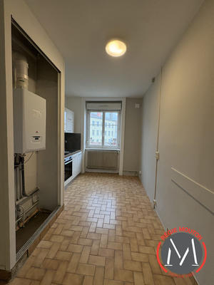 Appartement - 151 m² - 5 pièces