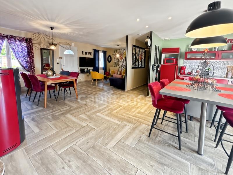 Maison - 90 m² - 4 pièces