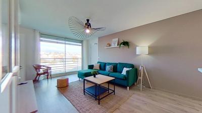 Appartement - 90 m² - 5 pièces