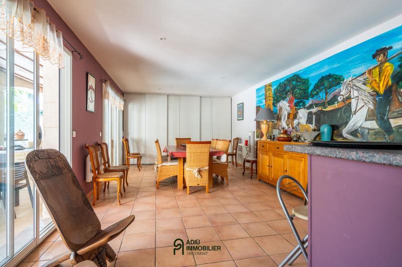 Villa - 243 m² - 7 pièces