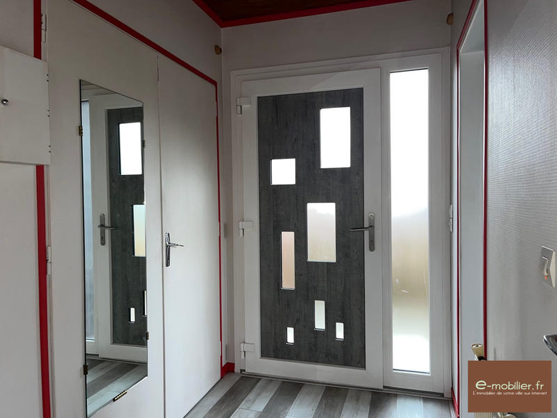 Maison traditionnelle - 126 m² - 6 pièces