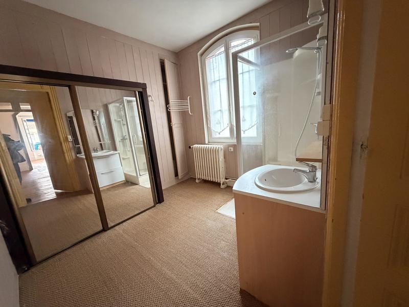 Appartement - 60 m² - 2 pièces