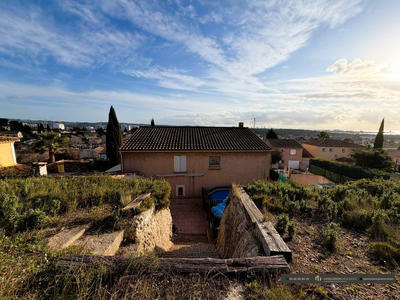 Villa - 180 m² - 5 pièces