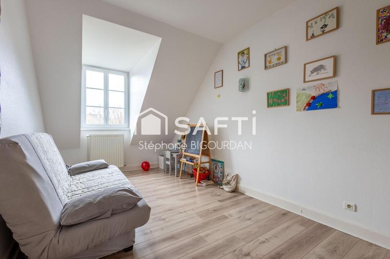 Appartement - 134 m² - 7 pièces