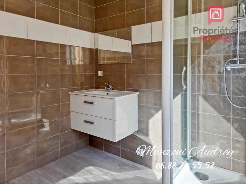 Appartement - 151 m² - 6 pièces