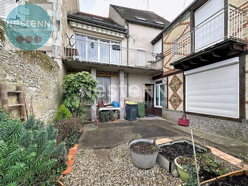 Maison - 250 m² - 7 pièces