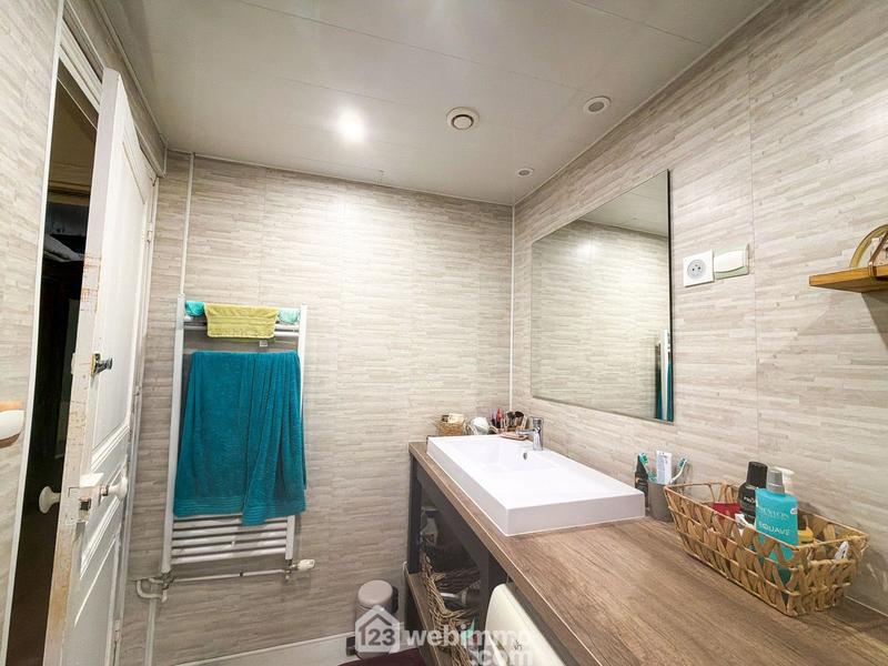 Appartement - 85 m² - 4 pièces