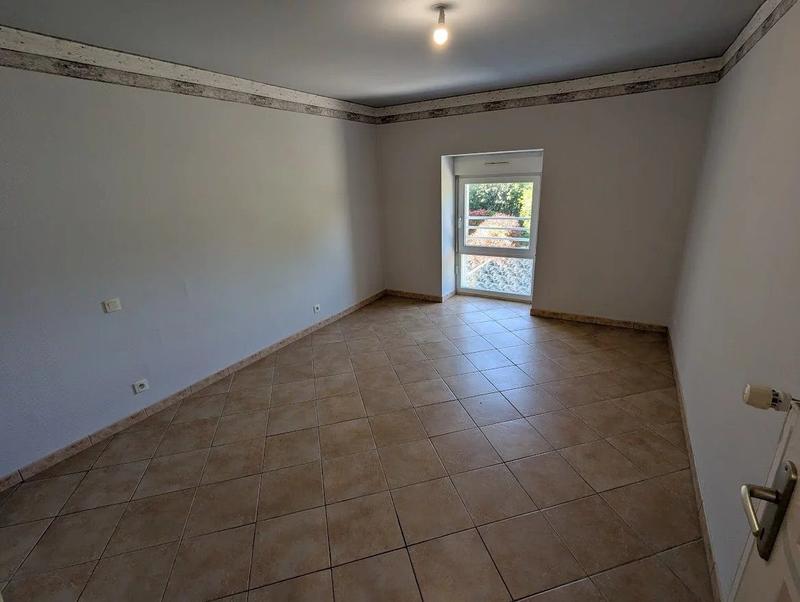 Maison - 284 m² - 12 pièces