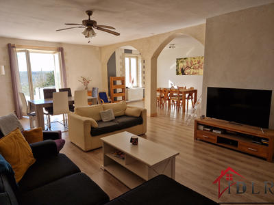 Maison de village - 144 m² - 3 pièces