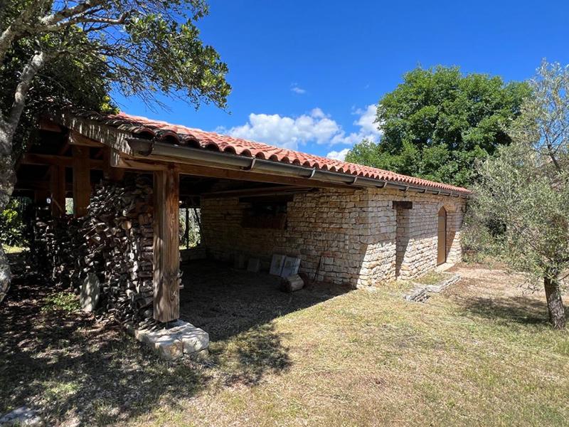 Maison en pierre - 140 m² - 7 pièces