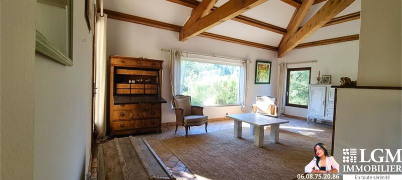 Villa - 300 m² - 8 pièces