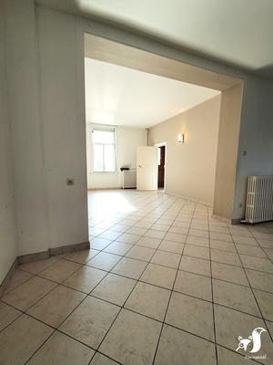 Maison - 175 m² - 9 pièces