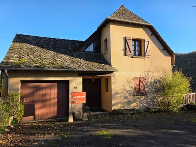 Maison - 145 m² - 5 pièces