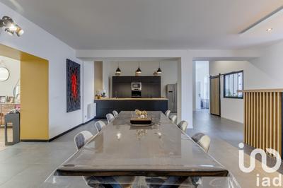 Loft - 162 m² - 6 pièces