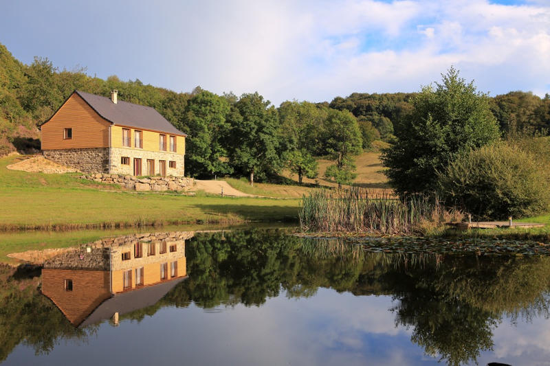 Local commercial - 748 m² - 15 pièces