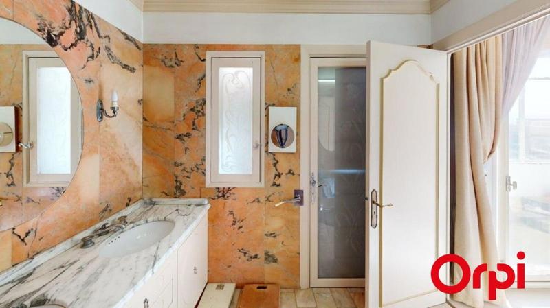 Penthouse - 153 m² - 4 pièces