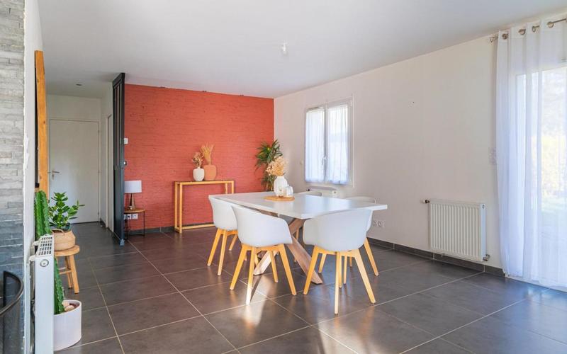 Maison traditionnelle - 115 m² - 115 pièces