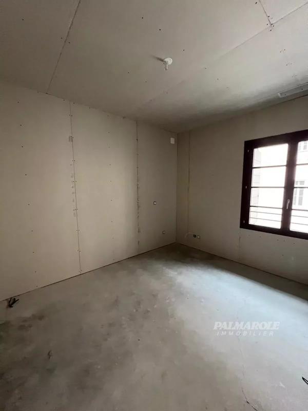 Appartement - 127 m² - 4 pièces