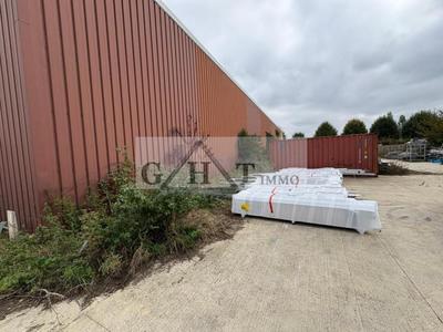 Entrepôt - 250 m²