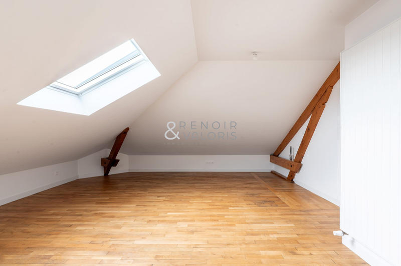 Appartement - 103 m² - 5 pièces