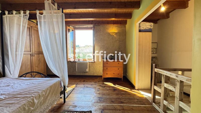 Corps de ferme - 133 m² - 5 pièces