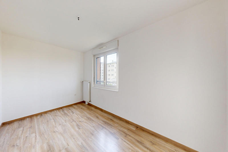 Appartement - 80 m² - 4 pièces