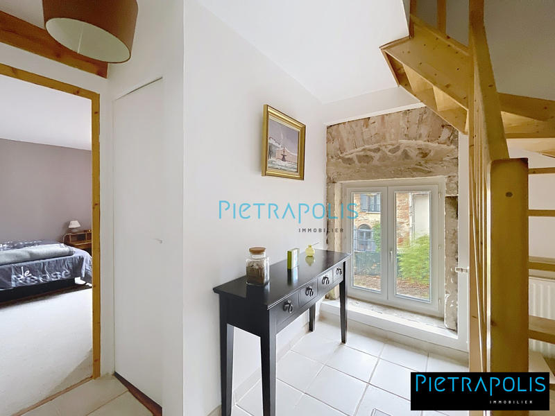 Maison ancienne - 223 m² - 8 pièces