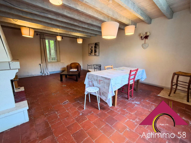 Maison - 162 m² - 8 pièces