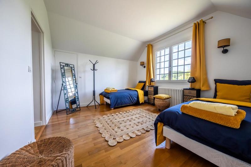 Propriété - 338 m² - 11 pièces