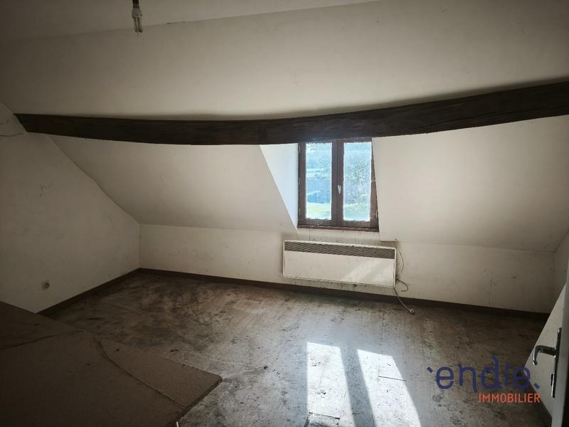 Maison - 233 m² - 10 pièces