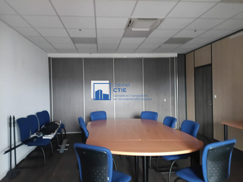 Bureau - 264 m²