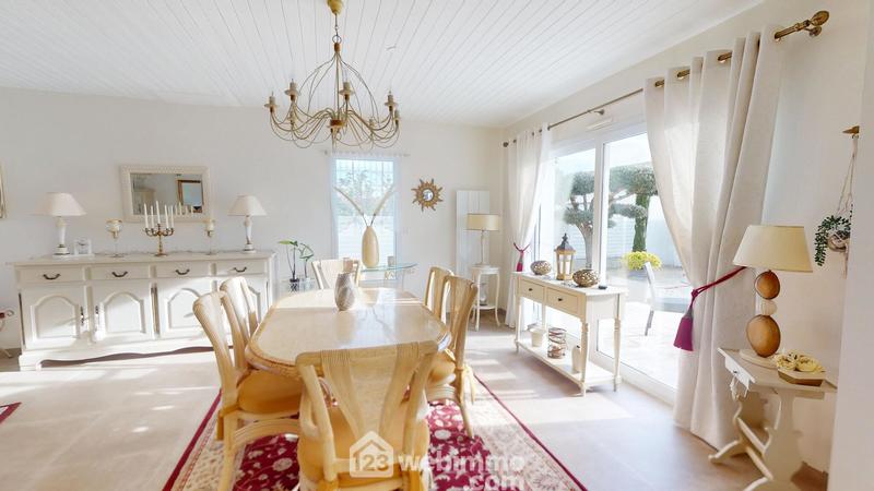 Maison - 103 m² - 5 pièces