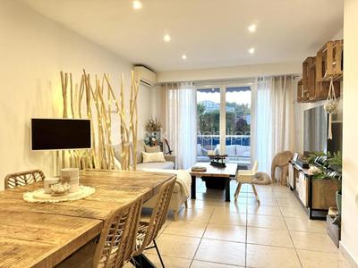 Appartement - 72 m² - 3 pièces