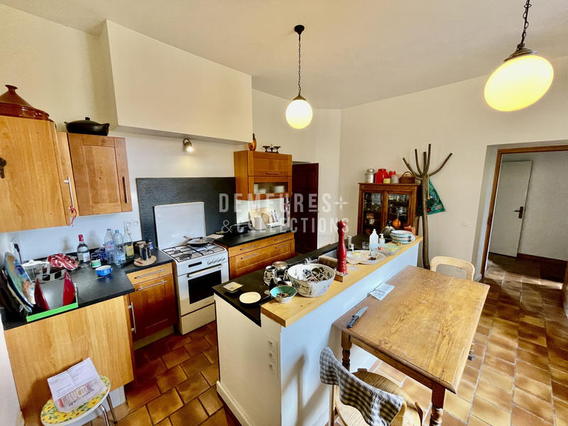 Château - 210 m² - 9 pièces