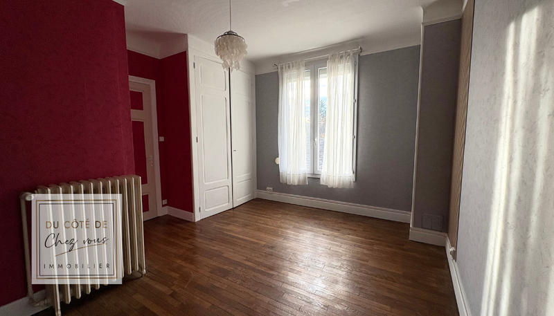 Maison - 140 m² - 5 pièces