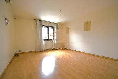 Maison traditionnelle - 160 m² - 7 pièces