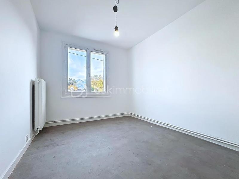 Appartement - 79 m² - 5 pièces